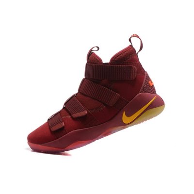 Nike Erkek Lebron Soldier 11 Cavs Pe Kırmızı / Altın Basketbol Ayakkabısı Türkiye - 1GSVU7IL